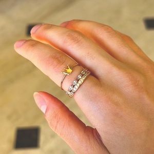 Gold Dainty Crown Stackable Ring